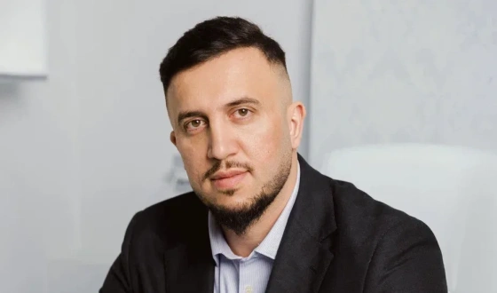 Коммерсантъ о клинике GGMED: Основатель и руководитель сети клиник по пересадке волос Гассеев Сослан о клинике и индустрии пересадки волос